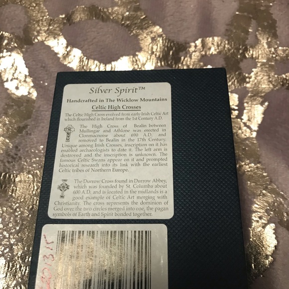 New Celtic cross never wore - Picture 4 of 6